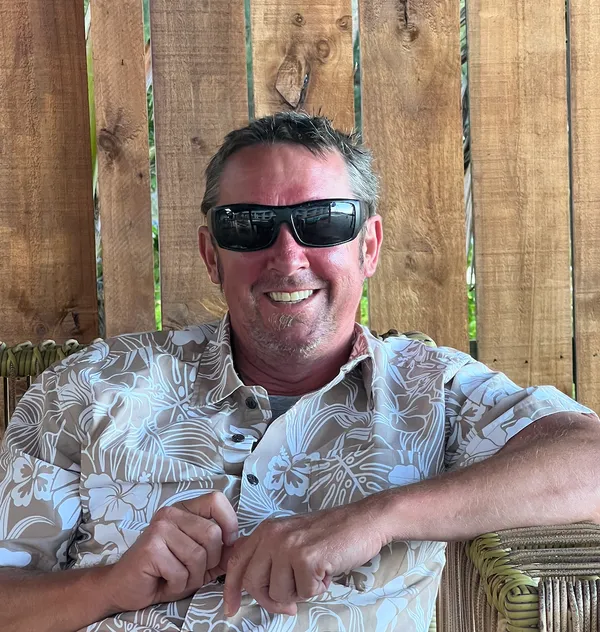 Brad Hoy - Carve Earthworks